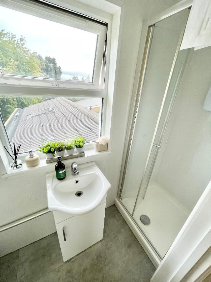 Luxury En-Suite Double Bedroom Stratford E15 ロンドン エクステリア 写真